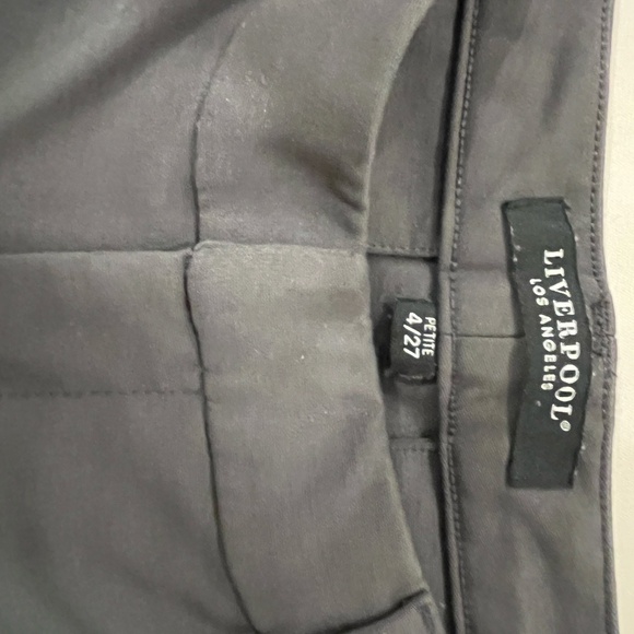 Liverpool Los Angeles Ankle Pant. Dark Grey. Size 4/27P. - Picture 3 of 4